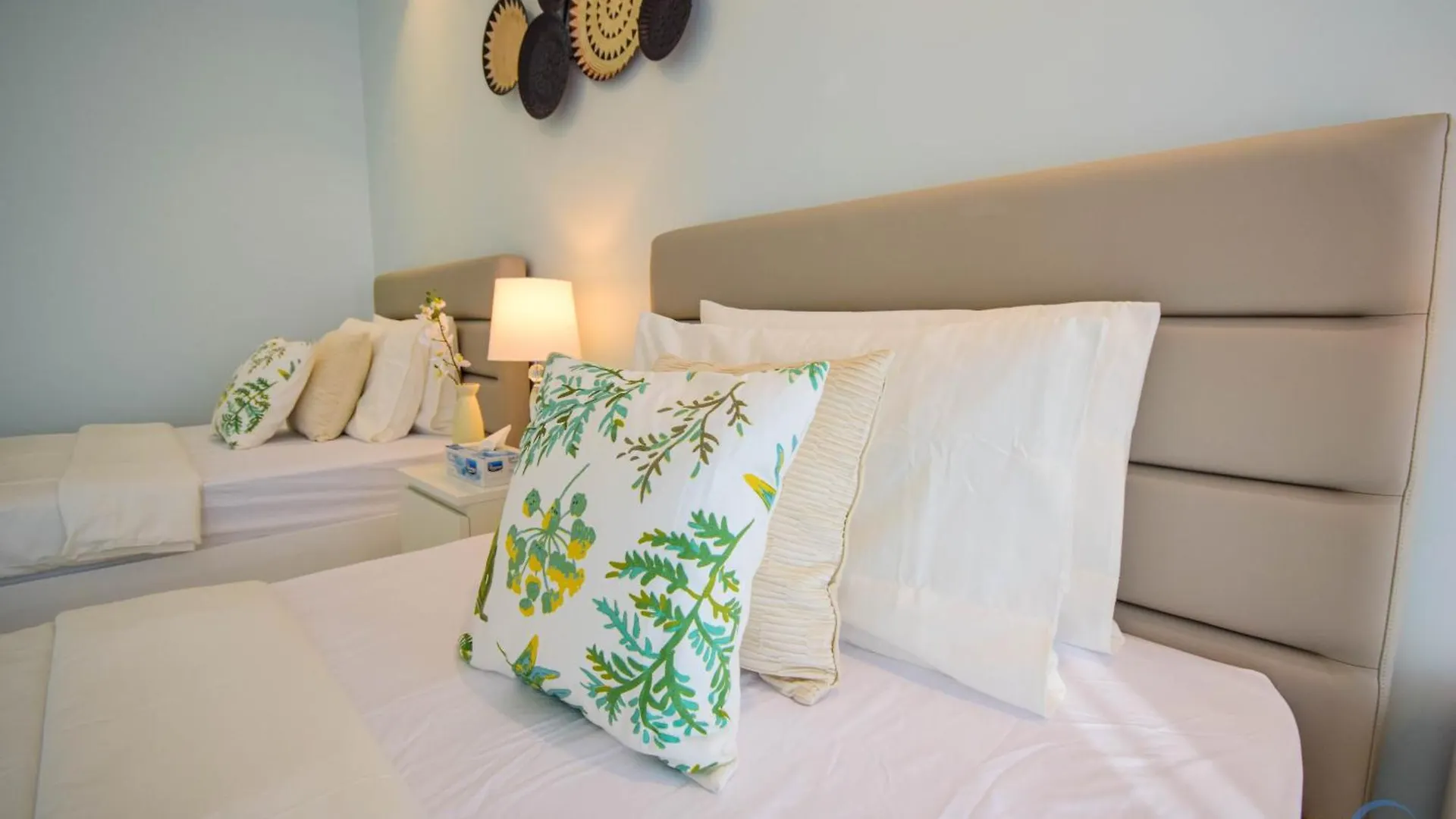 Ferienwohnung Paramount Midtown: 5-Star 2-Bed Dubai