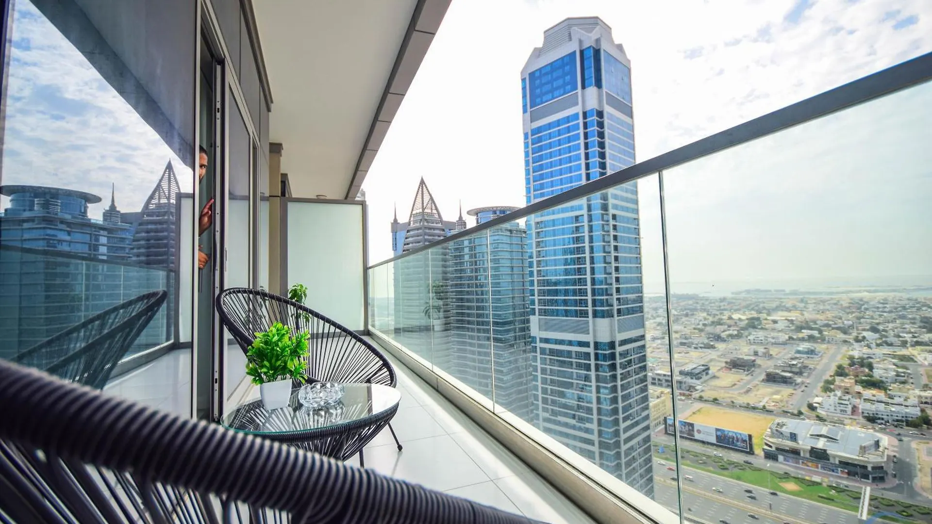 Apartment Ferienwohnung Paramount Midtown: 5-Star 2-Bed Dubai